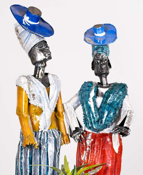 Sokari Douglas Camp, A La Mode, 2025. Mild steel, acrylic paint, coins 66 x 32 x 23 cm 