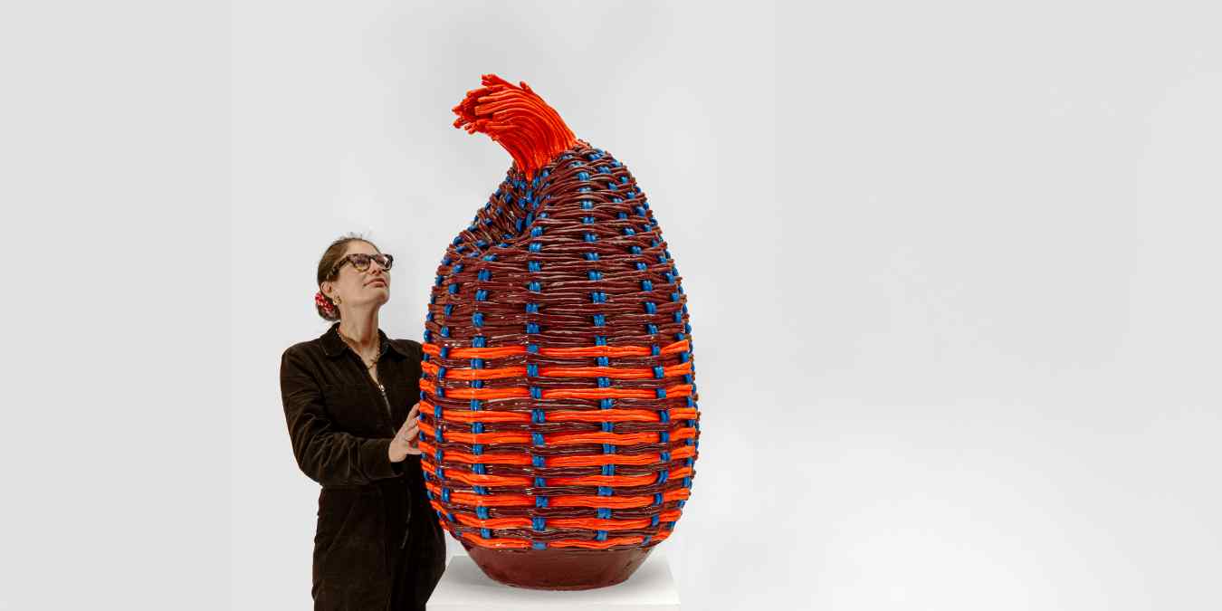 Xanthe Somers with Never an end to holding, 2026. Glazed stoneware, 110 x 60 x 60 cm.