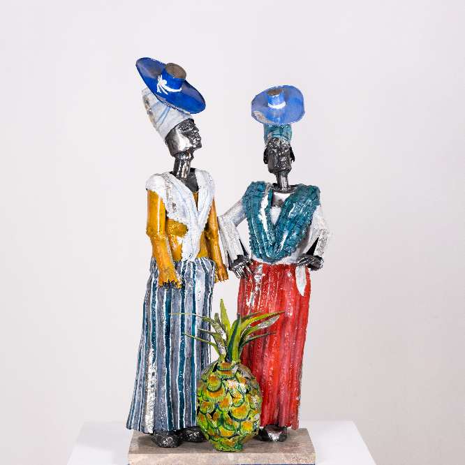 Sokari Douglas Camp, A La Mode, 2025. Mild steel, acrylic paint, coins 66 x 32 x 23 cm