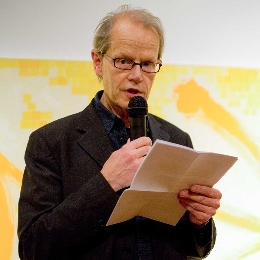 <h2>GUY BRETT (1942 – 2021)
<h2>GUY BRETT (1942 – 2021)
<br>Opening the exhibition, <em>Brion Gysin: Calligraffiti of Fire</em> at October Gallery, 2009</h2&gt