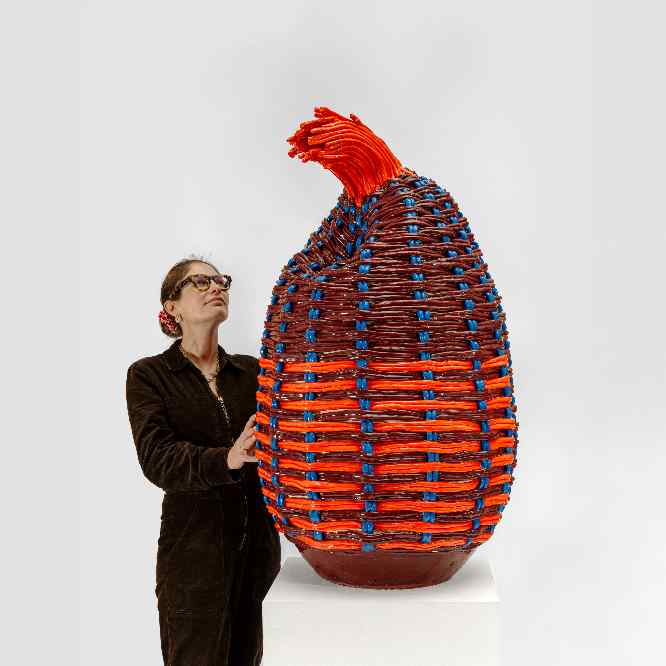 Xanthe Somers with Never an end to holding, 2026. Glazed stoneware, 110 x 60 x 60 cm.